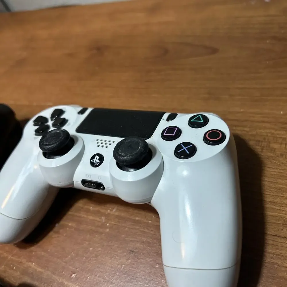Sony Dualshock Controllers Playstation 4 LOT OF 3 Untested